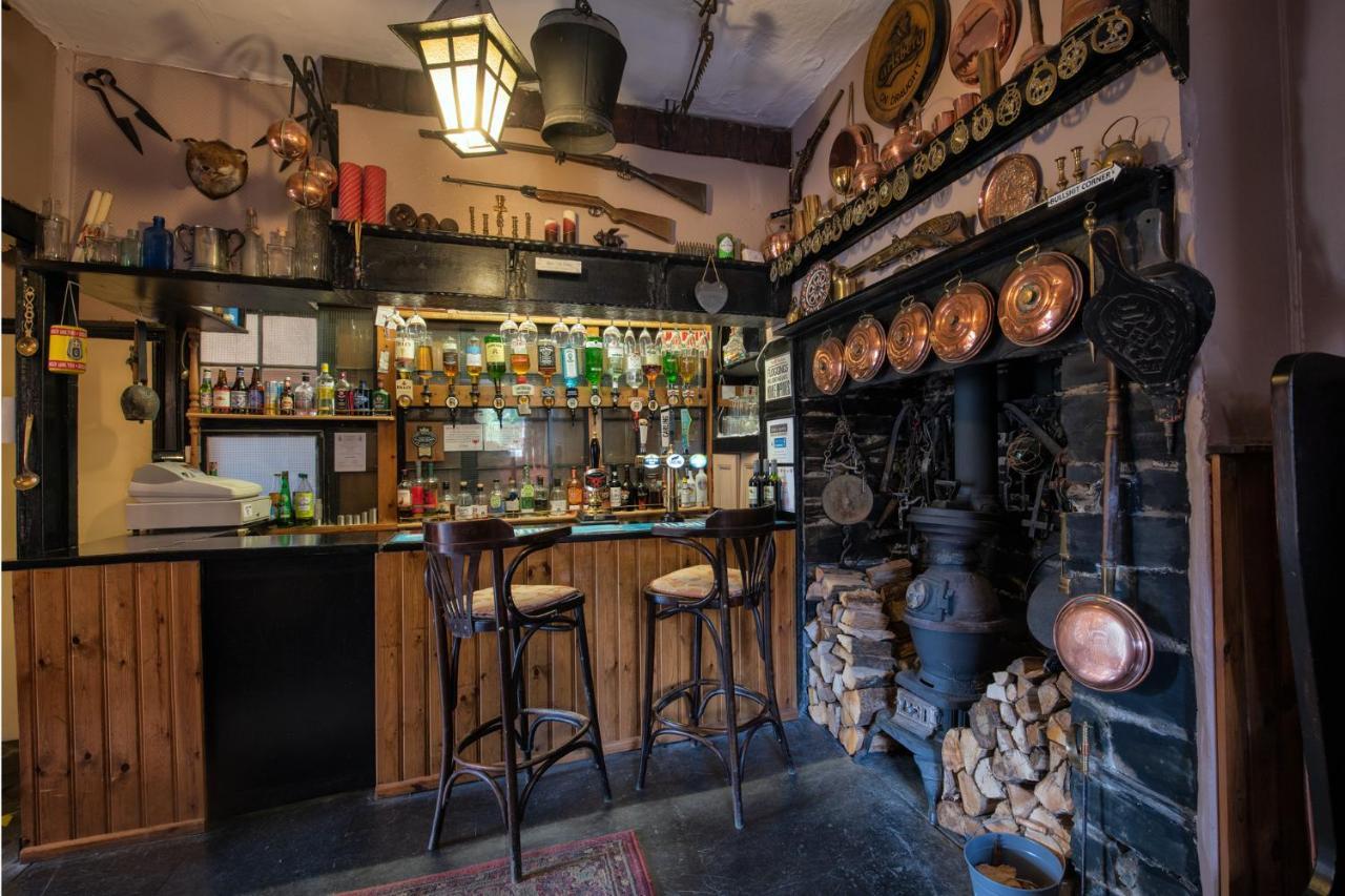 Elen'S Castle Hotel Dolwyddelan Kültér fotó