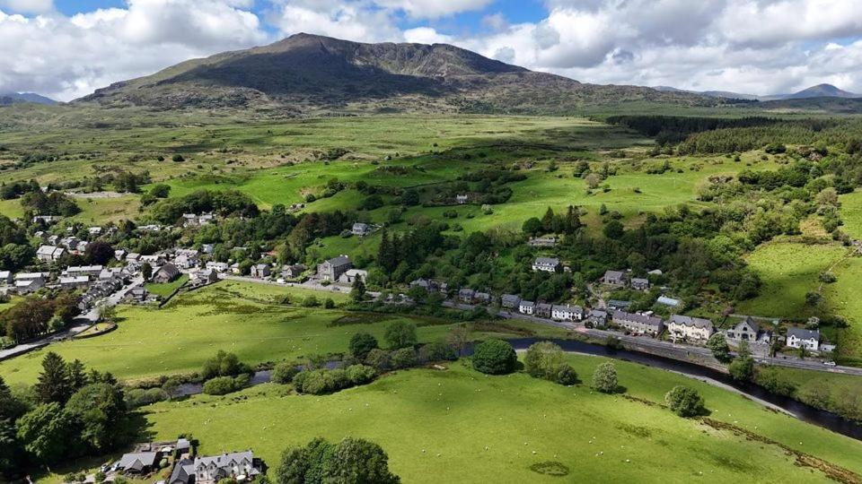 Elen'S Castle Hotel Dolwyddelan Kültér fotó