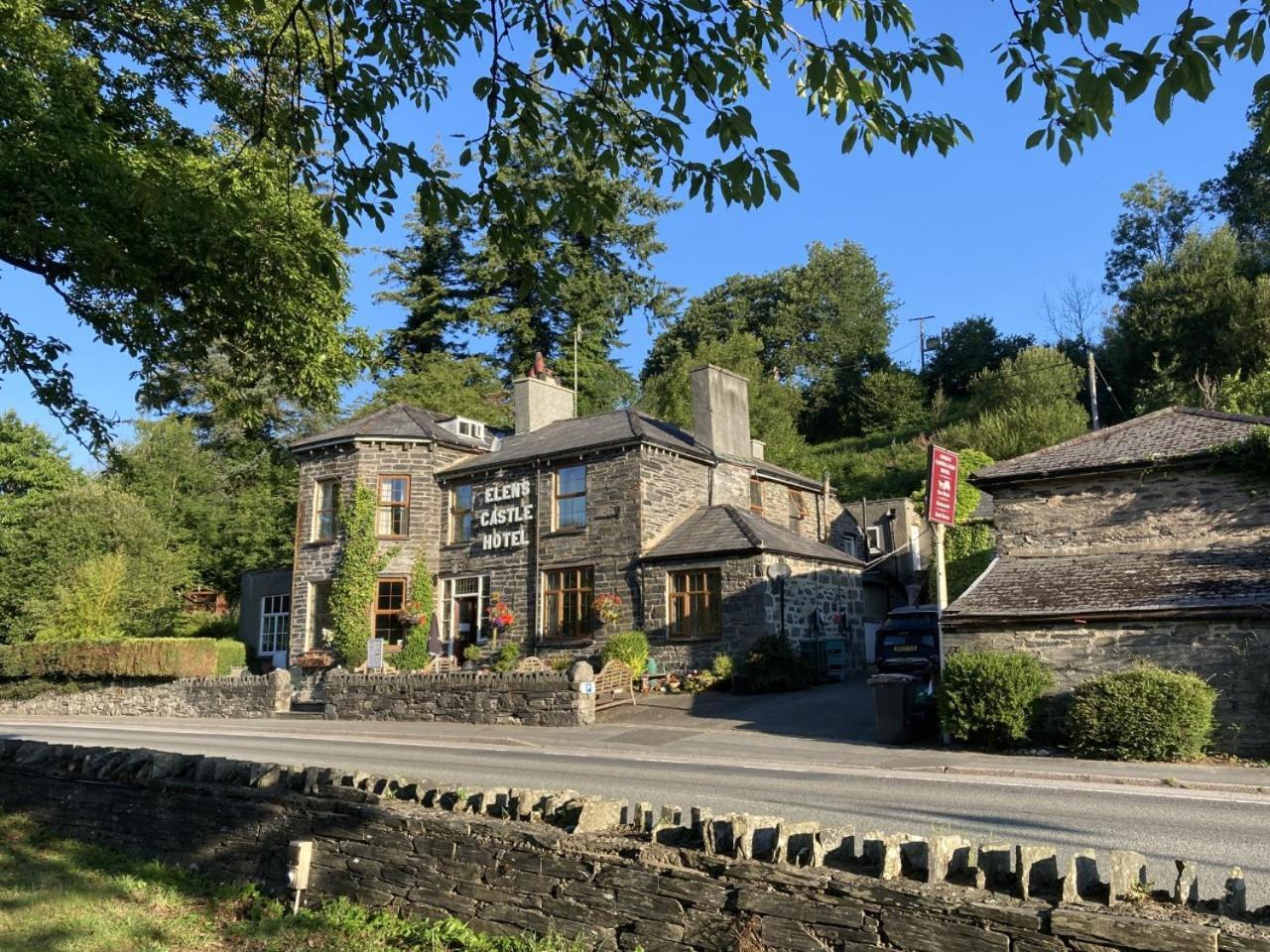 Elen'S Castle Hotel Dolwyddelan Kültér fotó